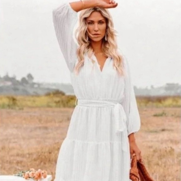 Moon River White Boho Midi Dress Textured Long Sleeve Size Medium - Picture 2 of 10